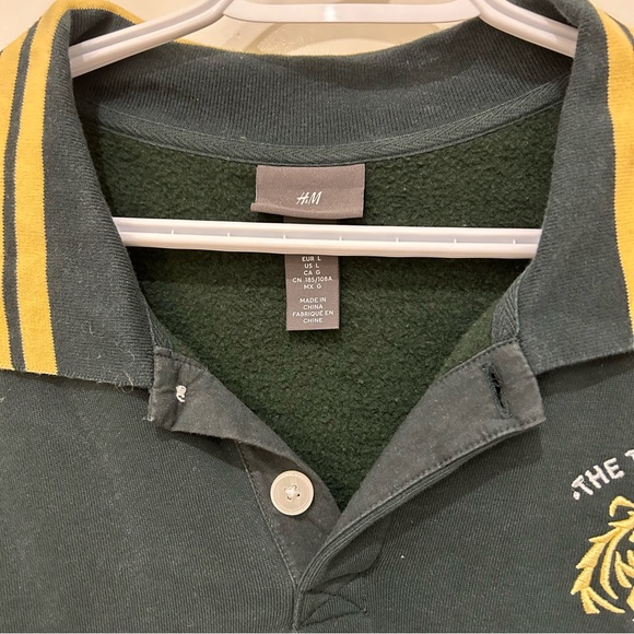 H&M Collared Sweatshirt with Embroidery - Picture 2 of 4